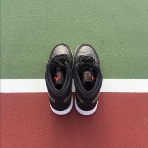 Nike Shoes - ❌SOLD❌Jordan 1 Mid Nike Shoes - ❌SOLD❌Jordan 1 Mid